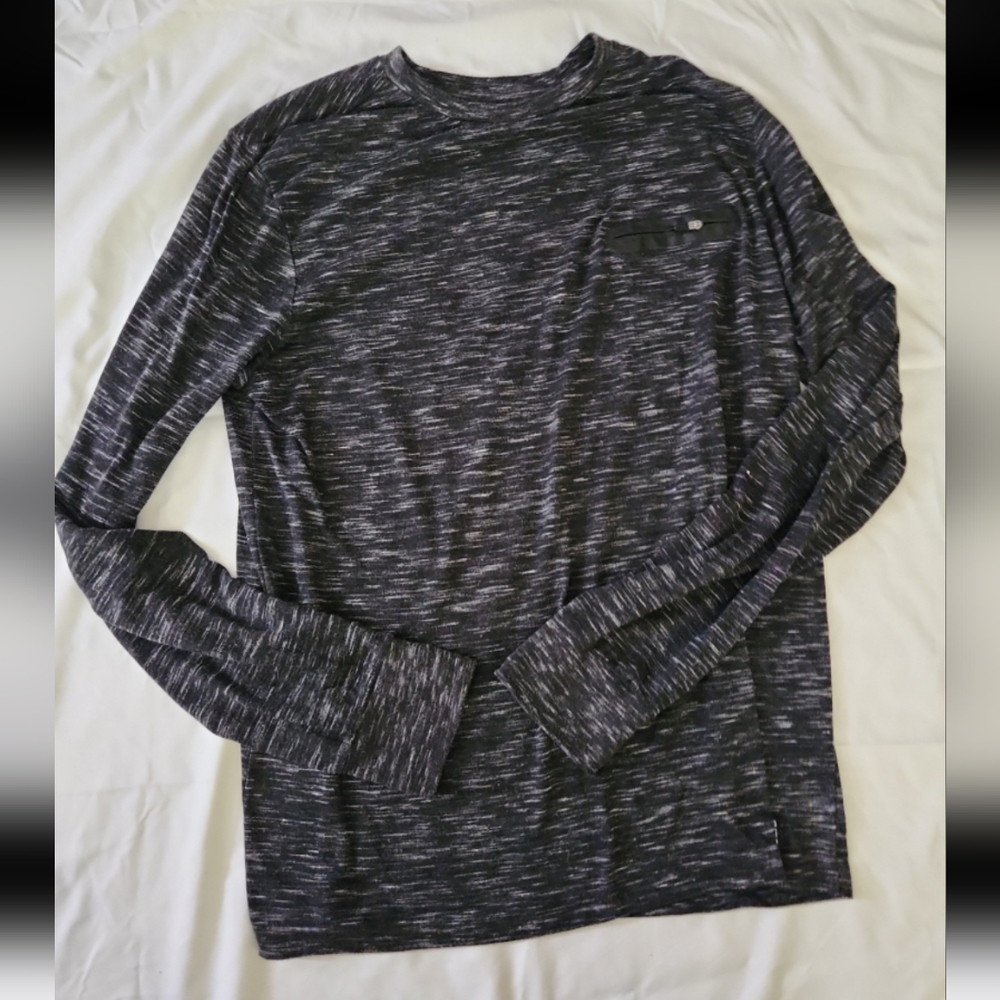 One point one mens large black long sleeve shirt #WW2